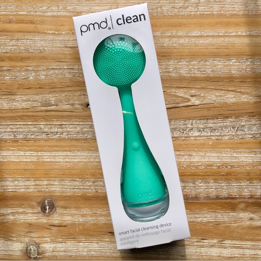 Smart Facial Cleansing Device